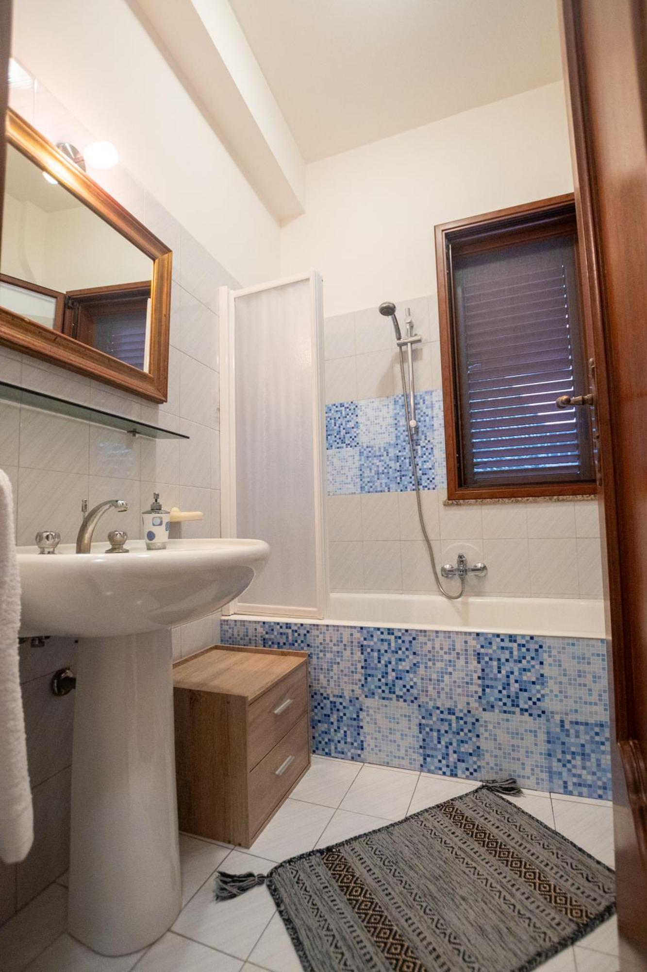 Corallo Holiday House Acitrezza Ачитрецца Экстерьер фото